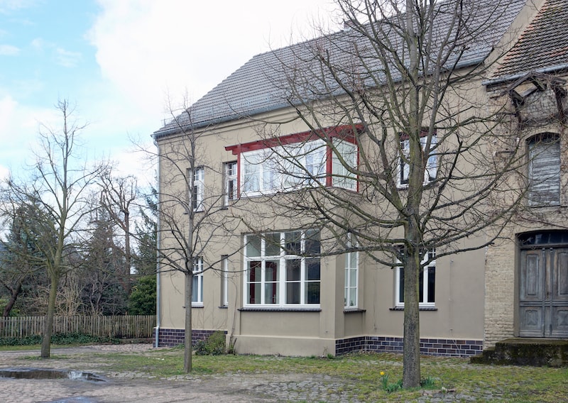 Vierseitenmühlenhof in Gräben / Brandenburg -Strassenansicht